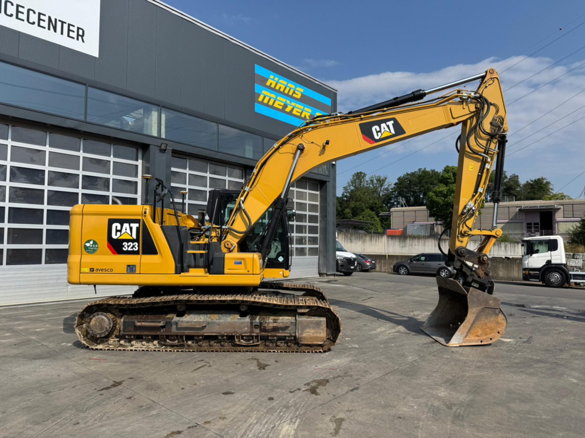 CATERPILLAR 323NG GPS 4x Schaufeln - Bager gusjeničar: slika CATERPILLAR 323NG GPS 4x Schaufeln - Bager gusjeničar CATERPILLAR 323NG GPS 4x Schaufeln - Bager gusjeničar: slika CATERPILLAR 323NG GPS 4x Schaufeln - Bager gusjeničar