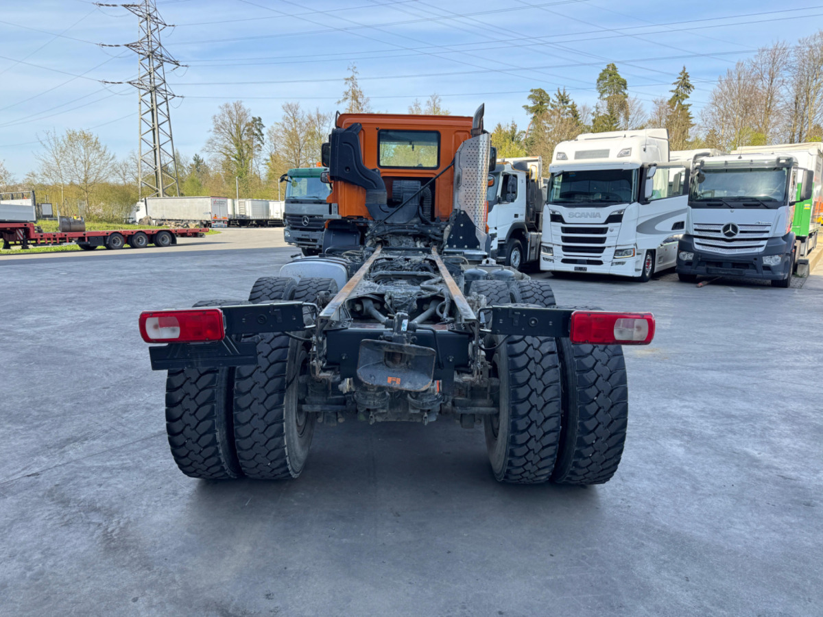 Zakup DAF CF440 8x4 Fahrgestell DAF CF440 8x4 Fahrgestell: slika Zakup DAF CF440 8x4 Fahrgestell DAF CF440 8x4 Fahrgestell