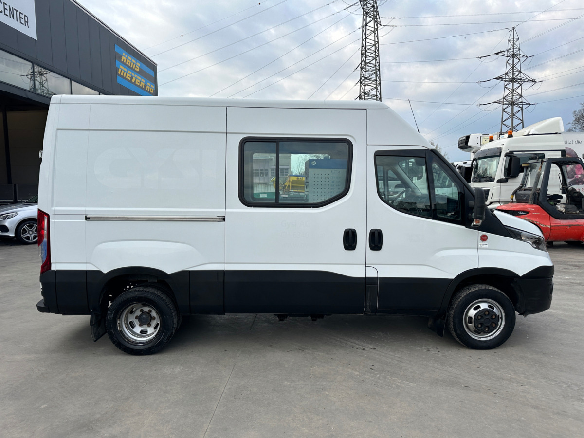Furgon IVECO 35C18V Daily Servicewagen Sortimo: slika Furgon IVECO 35C18V Daily Servicewagen Sortimo