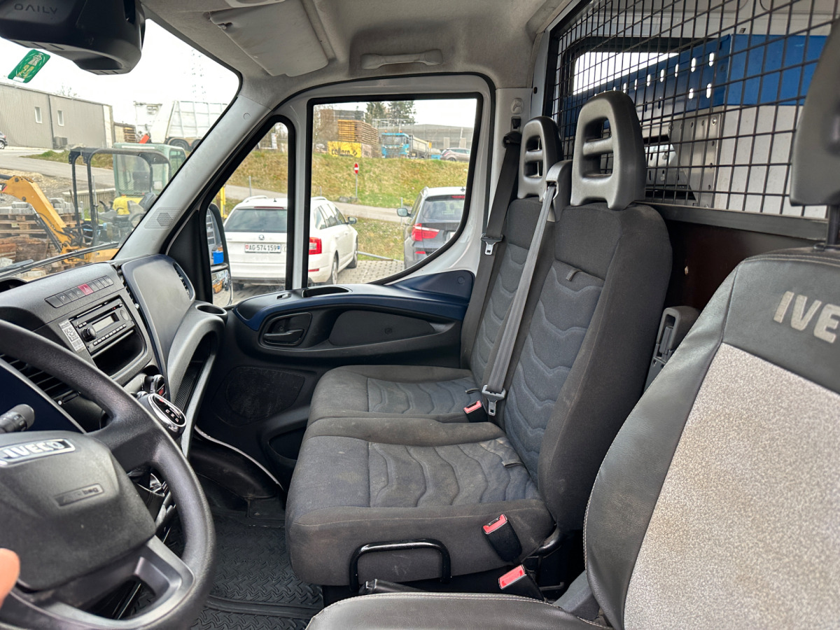 Furgon IVECO 35C18V Daily Servicewagen Sortimo: slika Furgon IVECO 35C18V Daily Servicewagen Sortimo