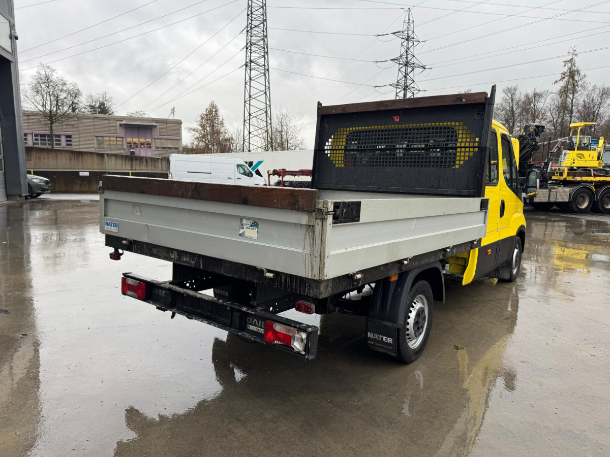 IVECO 35S13 Daily - Dostavno vozilo s ravnom platformom, Dostavno vozilo s dvostrukom kabinom: slika IVECO 35S13 Daily - Dostavno vozilo s ravnom platformom, Dostavno vozilo s dvostrukom kabinom IVECO 35S13 Daily - Dostavno vozilo s ravnom platformom, Dostavno vozilo s dvostrukom kabinom: slika IVECO 35S13 Daily - Dostavno vozilo s ravnom platformom, Dostavno vozilo s dvostrukom kabinom