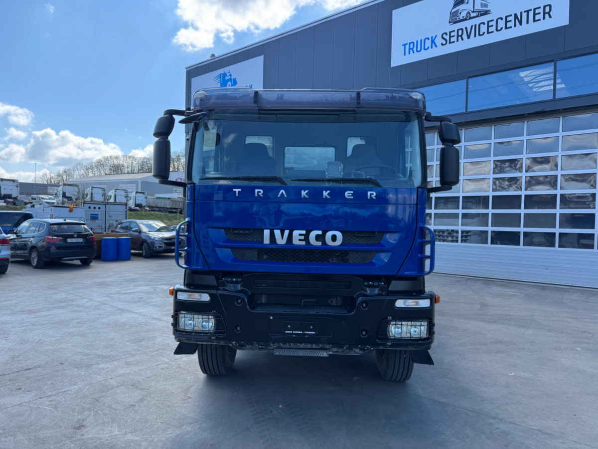 IVECO Trakker 450 8x4 3-Seitenkipper Moser - Kiper: slika IVECO Trakker 450 8x4 3-Seitenkipper Moser - Kiper IVECO Trakker 450 8x4 3-Seitenkipper Moser - Kiper: slika IVECO Trakker 450 8x4 3-Seitenkipper Moser - Kiper