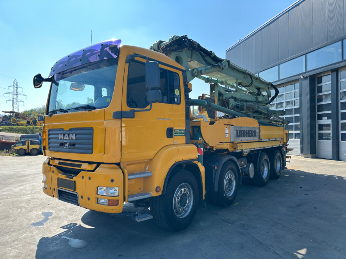 MAN TGA 41.440 8x4 Hallenpumpe 31M-5 - Beton pumpa: slika MAN TGA 41.440 8x4 Hallenpumpe 31M-5 - Beton pumpa MAN TGA 41.440 8x4 Hallenpumpe 31M-5 - Beton pumpa: slika MAN TGA 41.440 8x4 Hallenpumpe 31M-5 - Beton pumpa