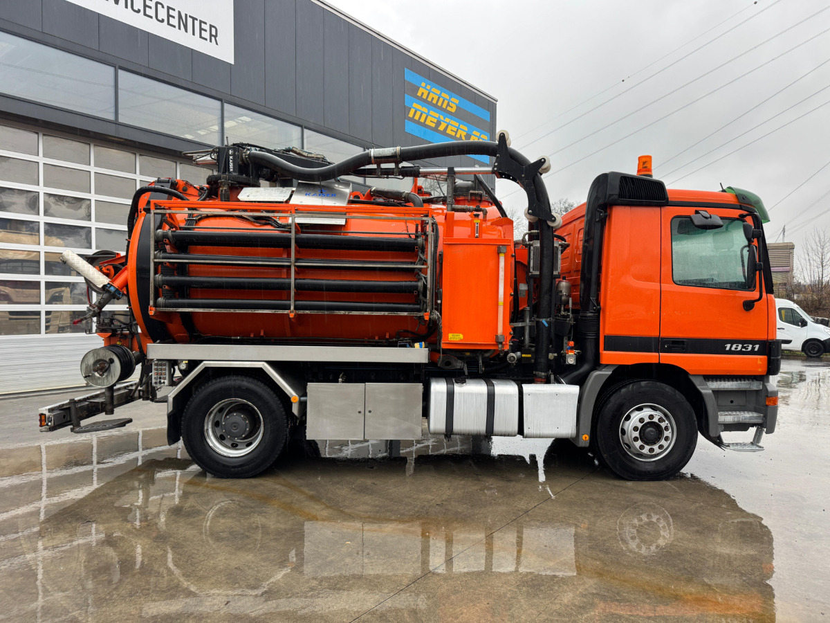 MERCEDES Actros 1831 4x2 Kaiser Saug- & Spülwagen - Vakum kamion: slika MERCEDES Actros 1831 4x2 Kaiser Saug- & Spülwagen - Vakum kamion MERCEDES Actros 1831 4x2 Kaiser Saug- & Spülwagen - Vakum kamion: slika MERCEDES Actros 1831 4x2 Kaiser Saug- & Spülwagen - Vakum kamion