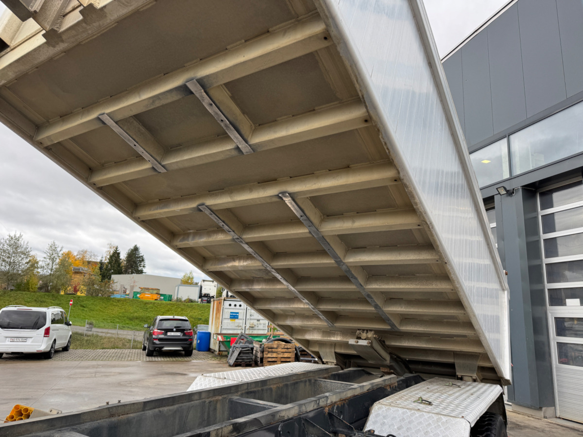 MERCEDES Actros 3248 8x4 Rückwärtskipper - Kiper: slika MERCEDES Actros 3248 8x4 Rückwärtskipper - Kiper MERCEDES Actros 3248 8x4 Rückwärtskipper - Kiper: slika MERCEDES Actros 3248 8x4 Rückwärtskipper - Kiper