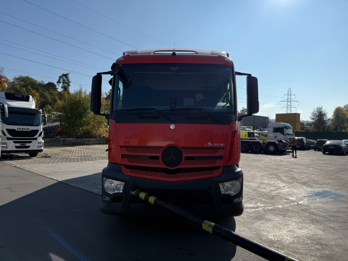MERCEDES Antos 2540 6x2 (Engine defect) - Kamion sandučar: slika MERCEDES Antos 2540 6x2 (Engine defect) - Kamion sandučar MERCEDES Antos 2540 6x2 (Engine defect) - Kamion sandučar: slika MERCEDES Antos 2540 6x2 (Engine defect) - Kamion sandučar