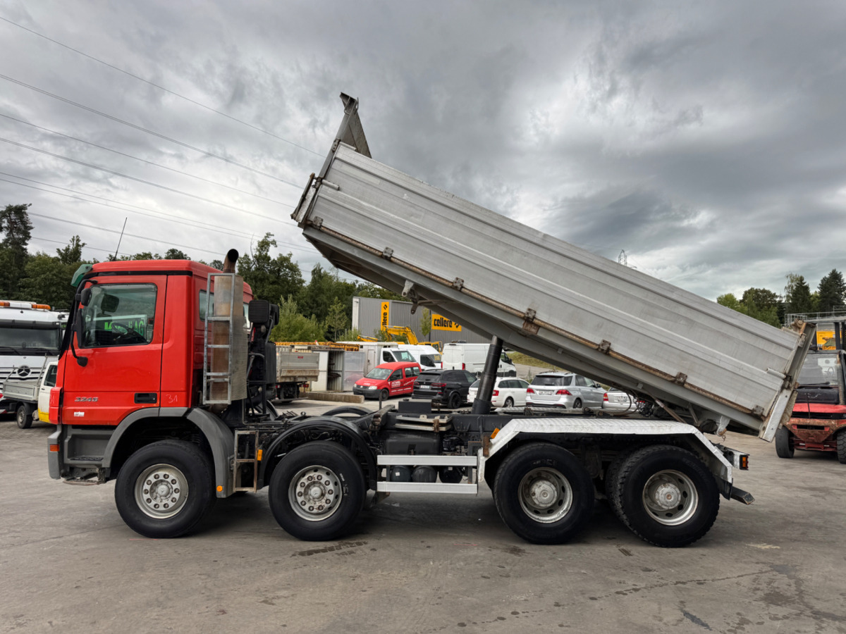 MERCEDES BENZ ACTROS 3246 C3390 - Kiper: slika MERCEDES BENZ ACTROS 3246 C3390 - Kiper MERCEDES BENZ ACTROS 3246 C3390 - Kiper: slika MERCEDES BENZ ACTROS 3246 C3390 - Kiper