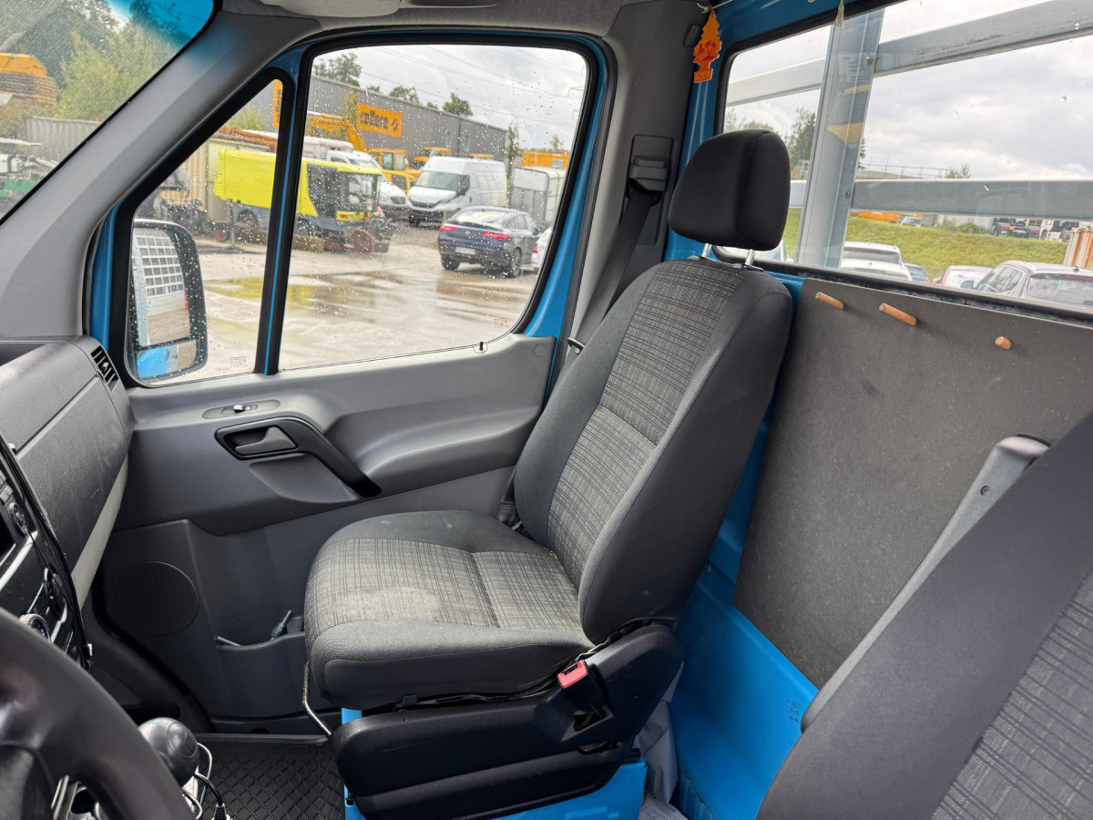 Dostavno vozilo s ravnom platformom MERCEDES Sprinter 316 CDI: slika Dostavno vozilo s ravnom platformom MERCEDES Sprinter 316 CDI Dostavno vozilo s ravnom platformom MERCEDES Sprinter 316 CDI: slika Dostavno vozilo s ravnom platformom MERCEDES Sprinter 316 CDI