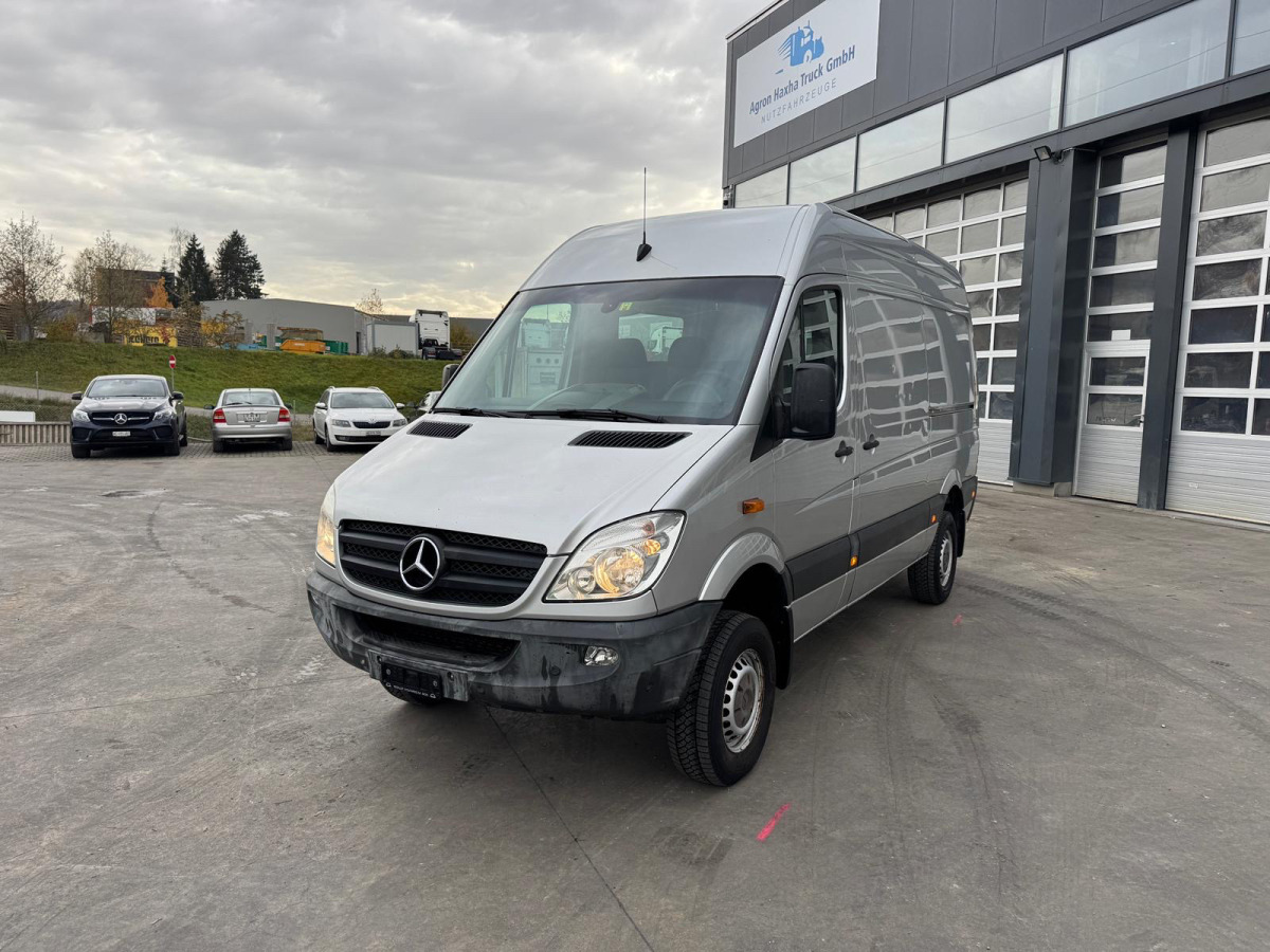MERCEDES Sprinter 316CDI 4x4 - Furgon: slika MERCEDES Sprinter 316CDI 4x4 - Furgon MERCEDES Sprinter 316CDI 4x4 - Furgon: slika MERCEDES Sprinter 316CDI 4x4 - Furgon