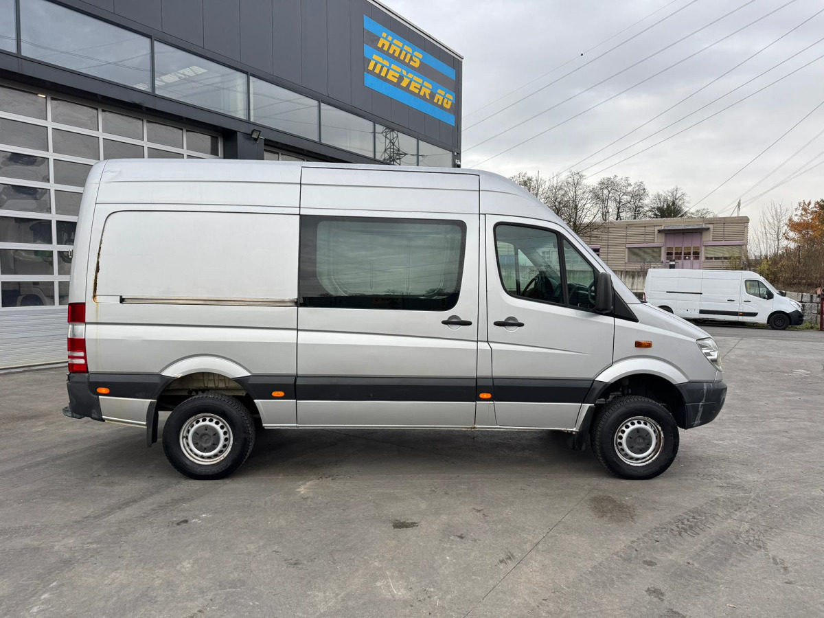 MERCEDES Sprinter 316CDI 4x4 - Furgon: slika MERCEDES Sprinter 316CDI 4x4 - Furgon MERCEDES Sprinter 316CDI 4x4 - Furgon: slika MERCEDES Sprinter 316CDI 4x4 - Furgon