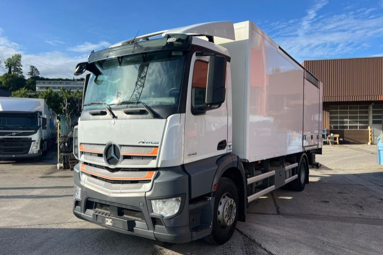 Mercedes-Benz 4x Antos 1843 4x2 Kühler - Kamion hladnjača: slika Mercedes-Benz 4x Antos 1843 4x2 Kühler - Kamion hladnjača Mercedes-Benz 4x Antos 1843 4x2 Kühler - Kamion hladnjača: slika Mercedes-Benz 4x Antos 1843 4x2 Kühler - Kamion hladnjača