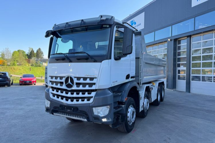 Mercedes-Benz Arocs 3248 8x4 - Kiper: slika Mercedes-Benz Arocs 3248 8x4 - Kiper Mercedes-Benz Arocs 3248 8x4 - Kiper: slika Mercedes-Benz Arocs 3248 8x4 - Kiper