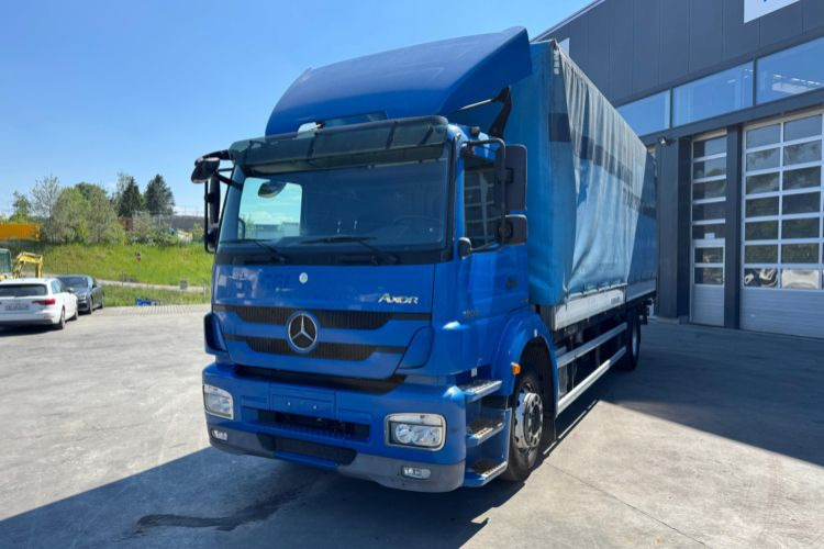 Mercedes-Benz Axor 1833 4x2 - Kamion s ceradom: slika Mercedes-Benz Axor 1833 4x2 - Kamion s ceradom Mercedes-Benz Axor 1833 4x2 - Kamion s ceradom: slika Mercedes-Benz Axor 1833 4x2 - Kamion s ceradom