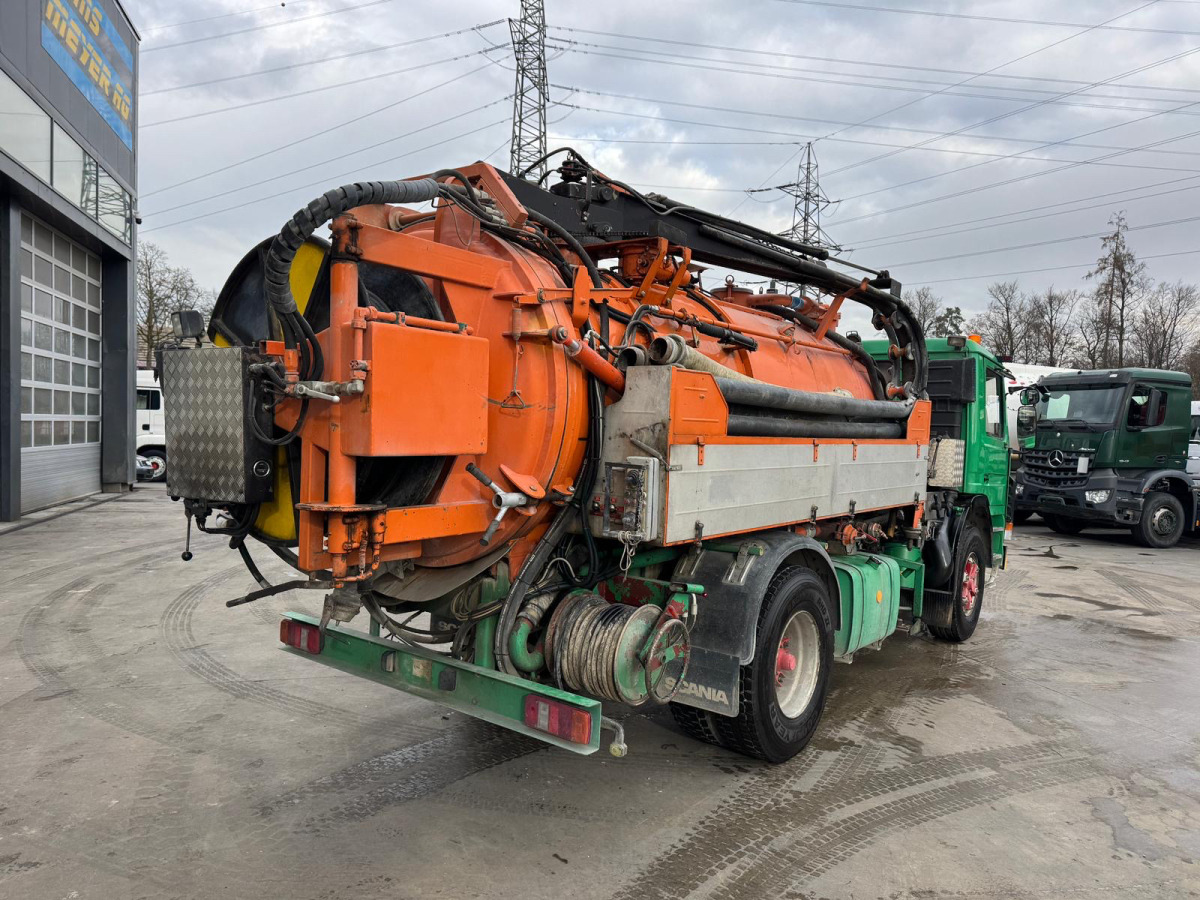 SCANIA 113 4x2 Kaiser Saugwagen - Vakum kamion: slika SCANIA 113 4x2 Kaiser Saugwagen - Vakum kamion SCANIA 113 4x2 Kaiser Saugwagen - Vakum kamion: slika SCANIA 113 4x2 Kaiser Saugwagen - Vakum kamion