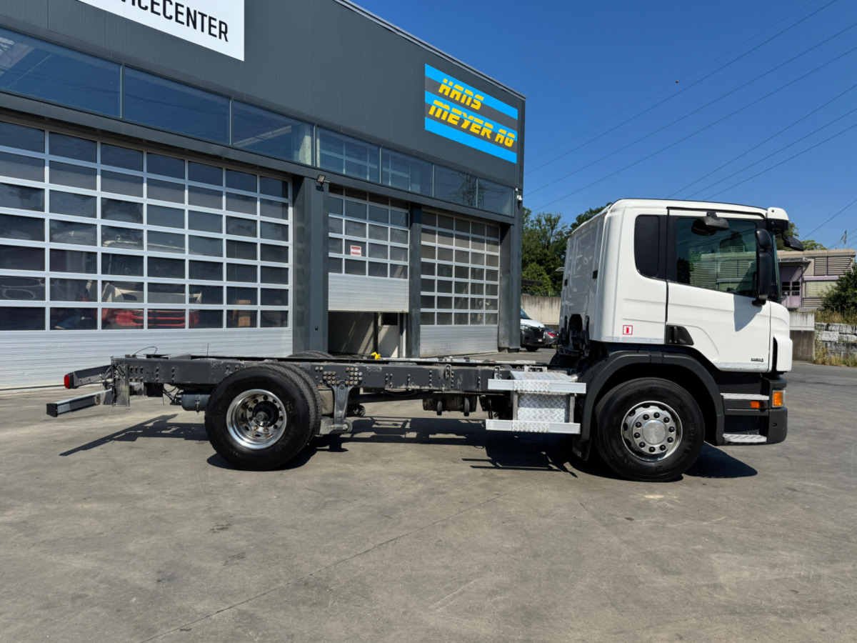 SCANIA P400 4x2 Chassis - Kamion-šasija: slika SCANIA P400 4x2 Chassis - Kamion-šasija SCANIA P400 4x2 Chassis - Kamion-šasija: slika SCANIA P400 4x2 Chassis - Kamion-šasija
