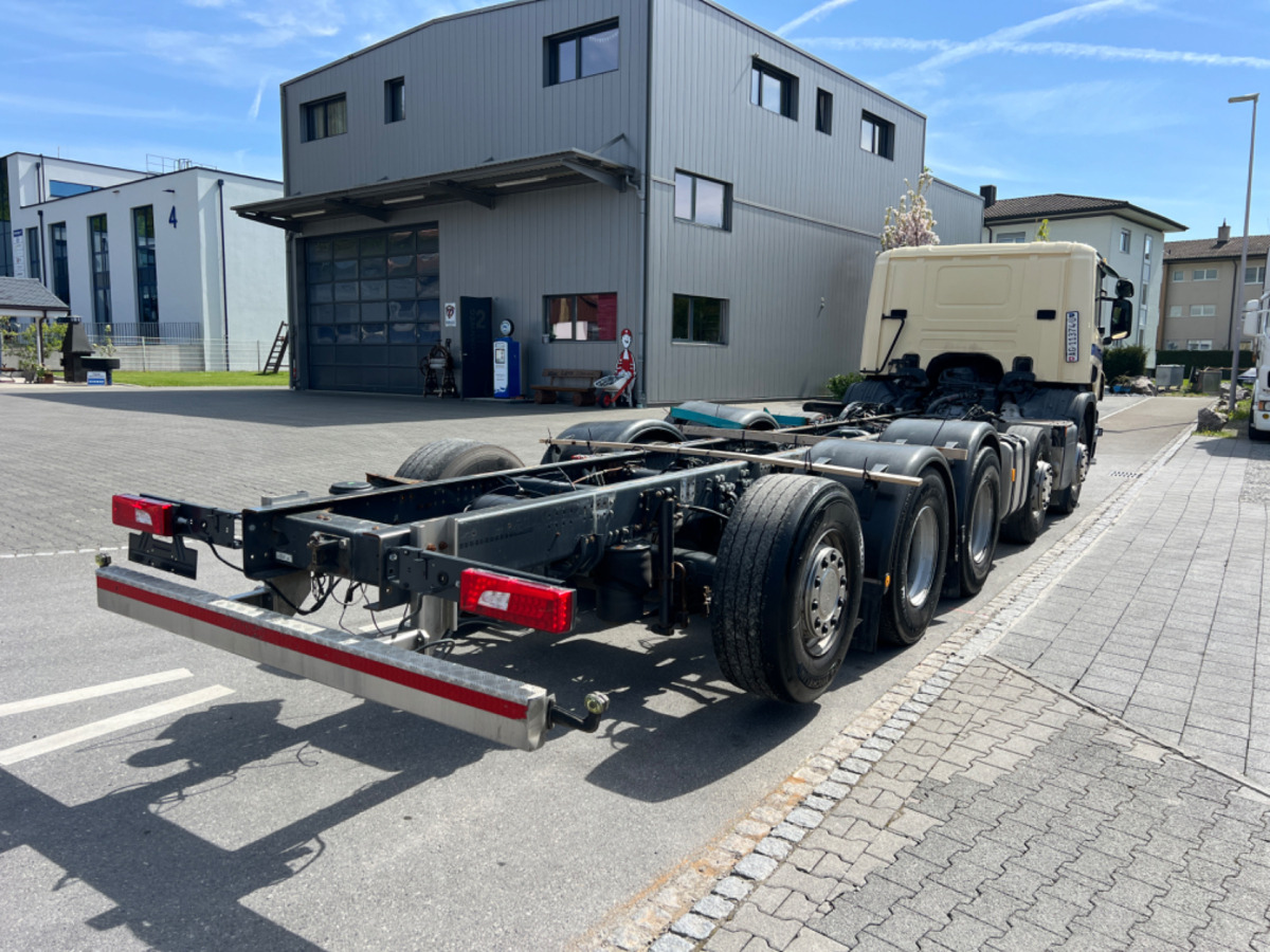 SCANIA P450 10x4 - Kamion-šasija: slika SCANIA P450 10x4 - Kamion-šasija SCANIA P450 10x4 - Kamion-šasija: slika SCANIA P450 10x4 - Kamion-šasija