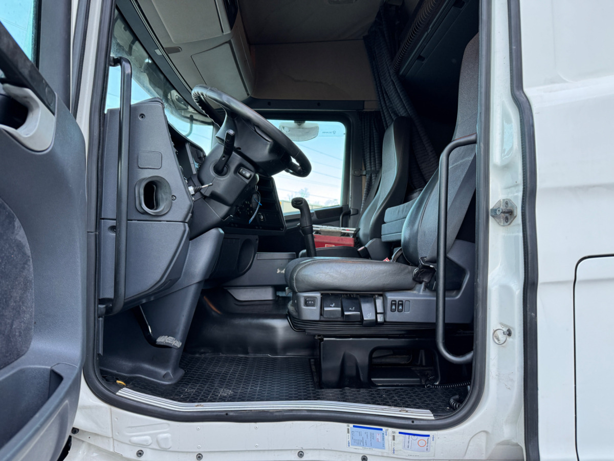 Kamion s kranom SCANIA R480 8x4 Fassi 660 SZM/Pritsche: slika Kamion s kranom SCANIA R480 8x4 Fassi 660 SZM/Pritsche