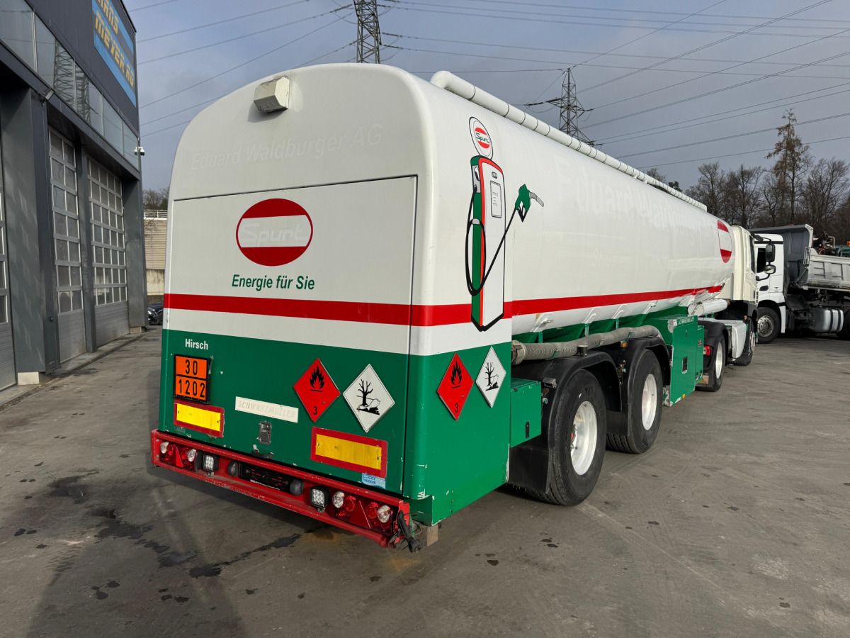 SCHWARZMÜLLER Tank 32'770L 3 Kammern - Poluprikolica cisterna: slika SCHWARZMÜLLER Tank 32'770L 3 Kammern - Poluprikolica cisterna SCHWARZMÜLLER Tank 32'770L 3 Kammern - Poluprikolica cisterna: slika SCHWARZMÜLLER Tank 32'770L 3 Kammern - Poluprikolica cisterna