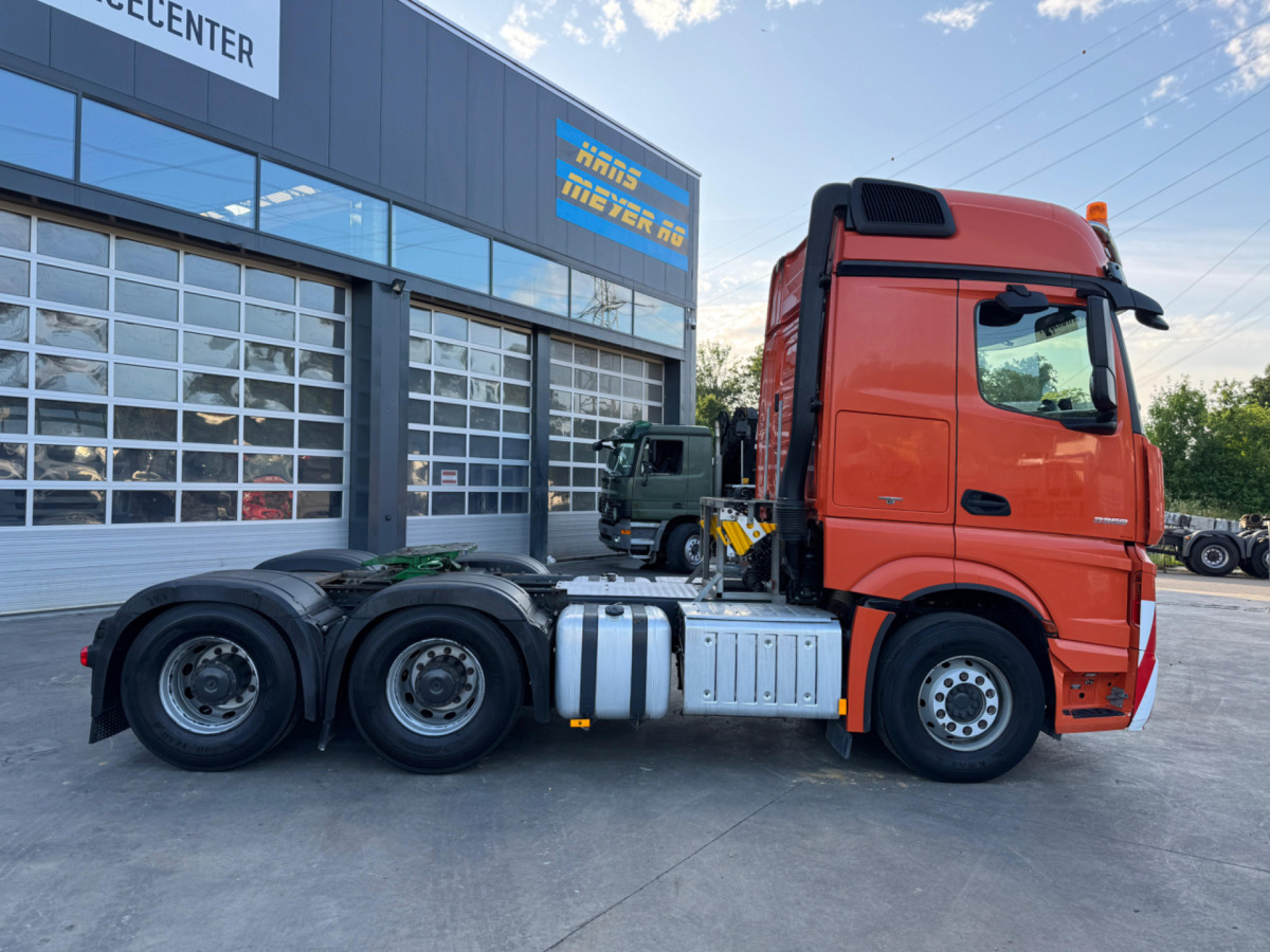 MERCEDES Actros 3358 6x4 120T - Tegljač: slika MERCEDES Actros 3358 6x4 120T - Tegljač MERCEDES Actros 3358 6x4 120T - Tegljač: slika MERCEDES Actros 3358 6x4 120T - Tegljač