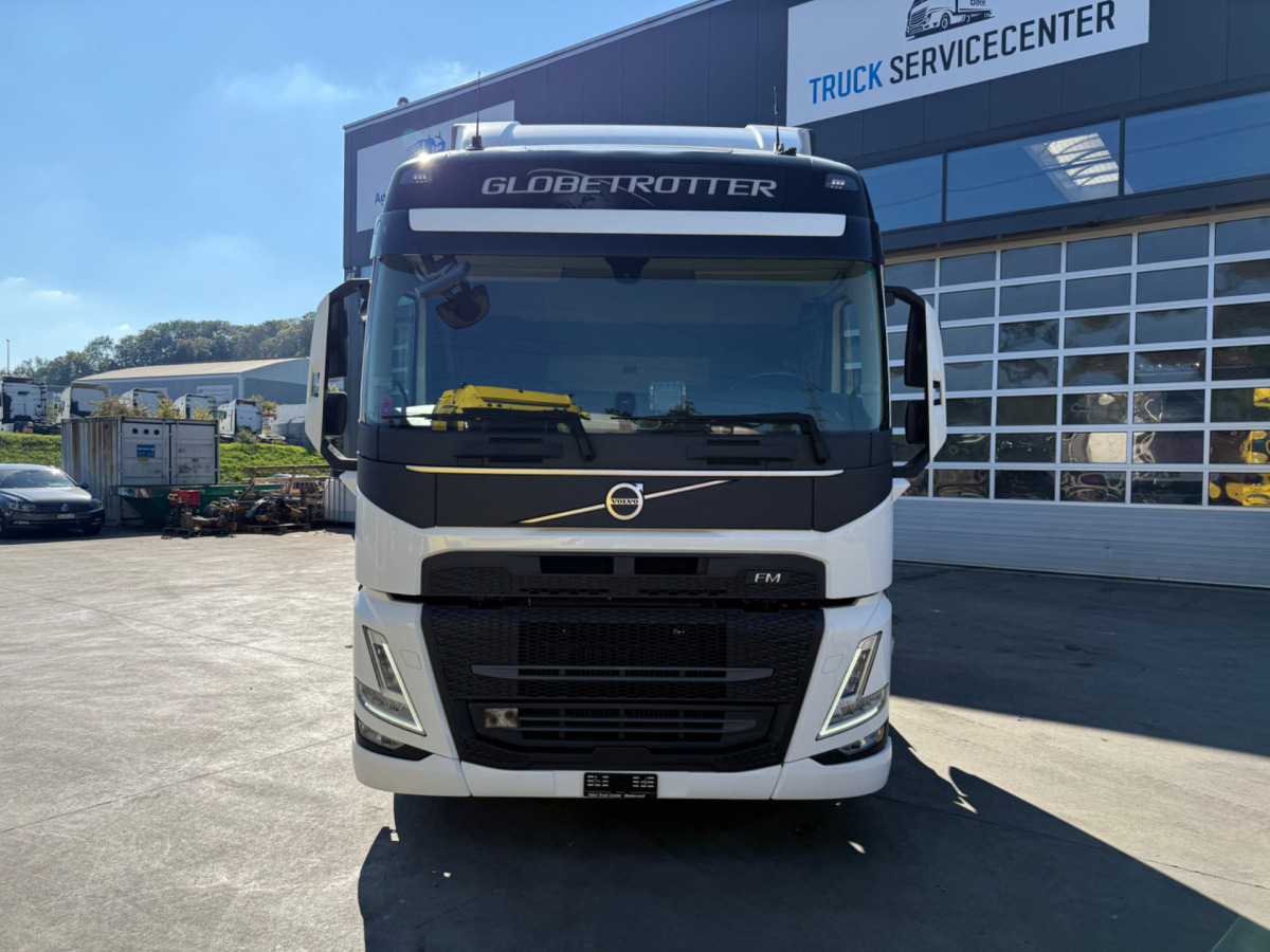 VOLVO FM-460 4x2 - Tegljač: slika VOLVO FM-460 4x2 - Tegljač VOLVO FM-460 4x2 - Tegljač: slika VOLVO FM-460 4x2 - Tegljač