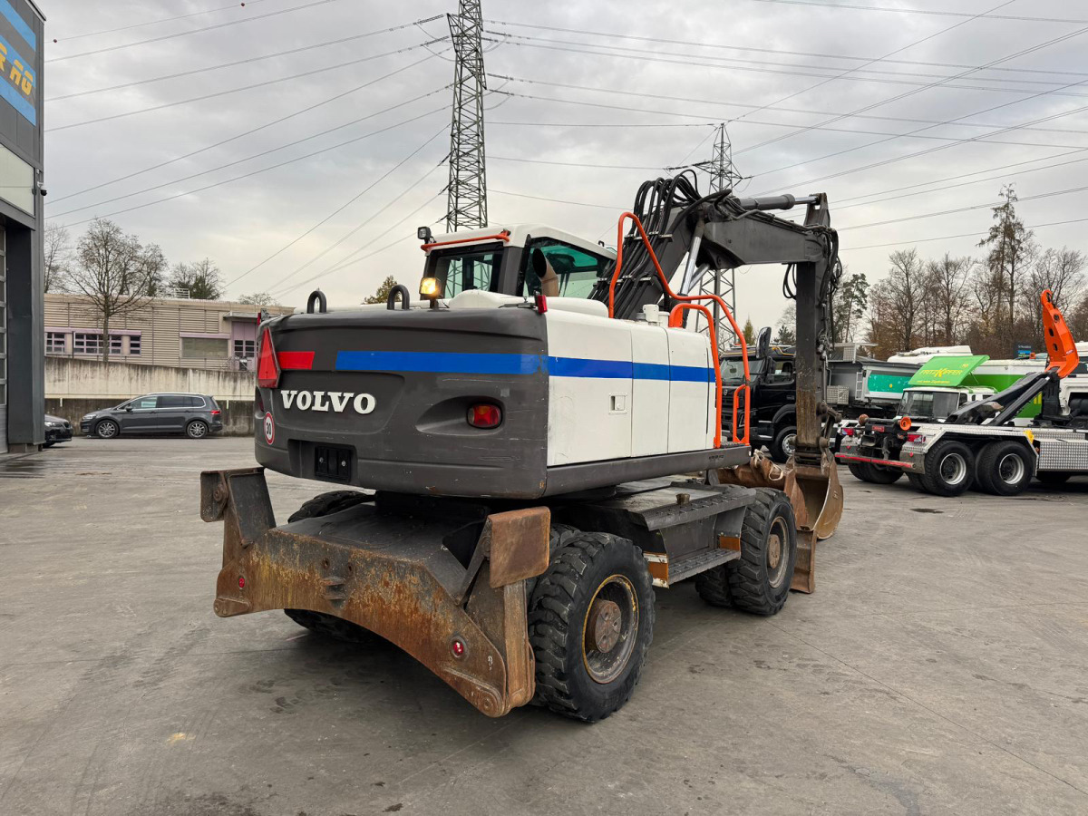 VOLVO EW160C SWS - Bager na kotačima: slika VOLVO EW160C SWS - Bager na kotačima VOLVO EW160C SWS - Bager na kotačima: slika VOLVO EW160C SWS - Bager na kotačima