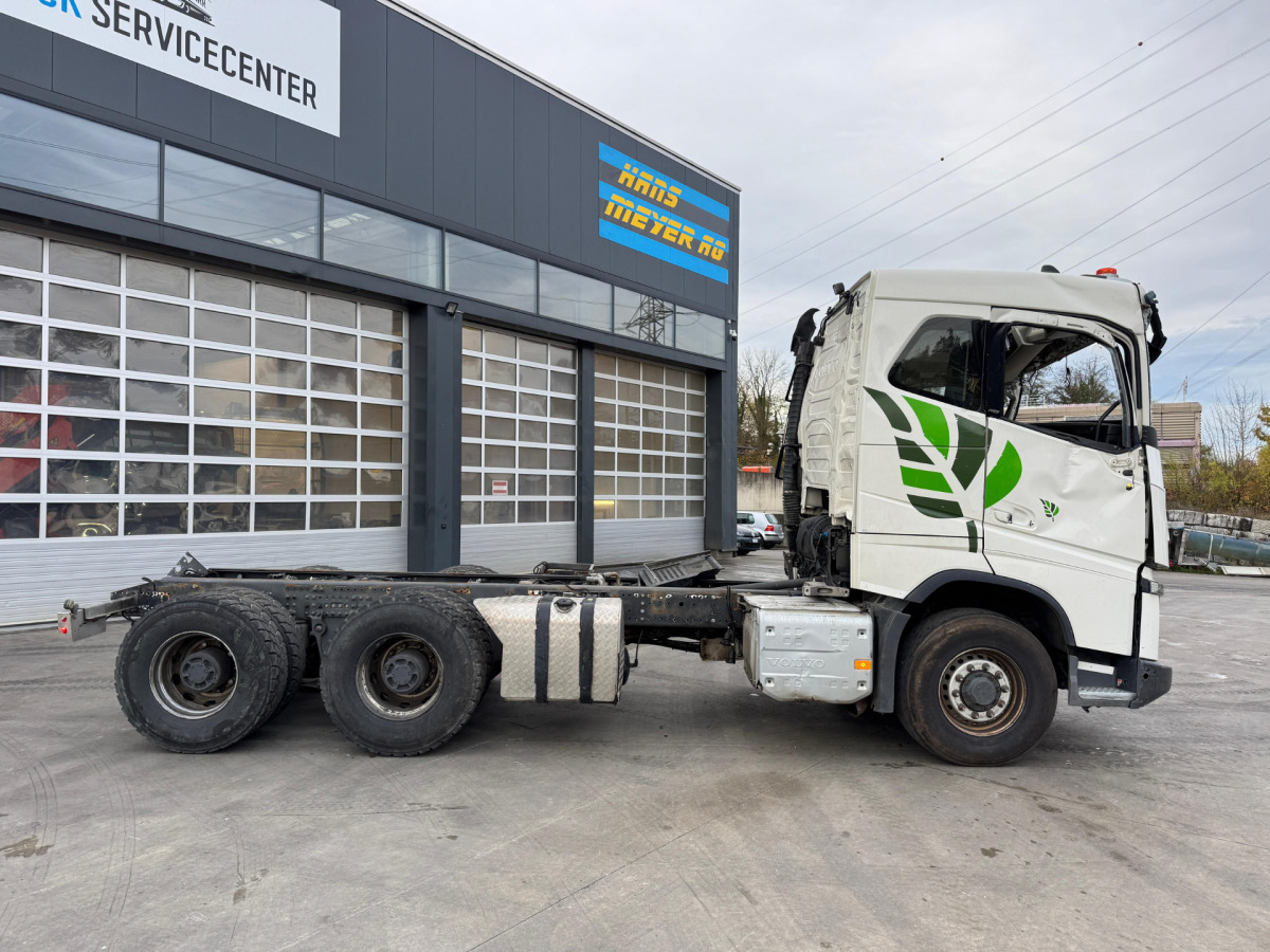 VOLVO FH16-650 6x6 X-Track Unfall - Kamion-šasija: slika VOLVO FH16-650 6x6 X-Track Unfall - Kamion-šasija VOLVO FH16-650 6x6 X-Track Unfall - Kamion-šasija: slika VOLVO FH16-650 6x6 X-Track Unfall - Kamion-šasija