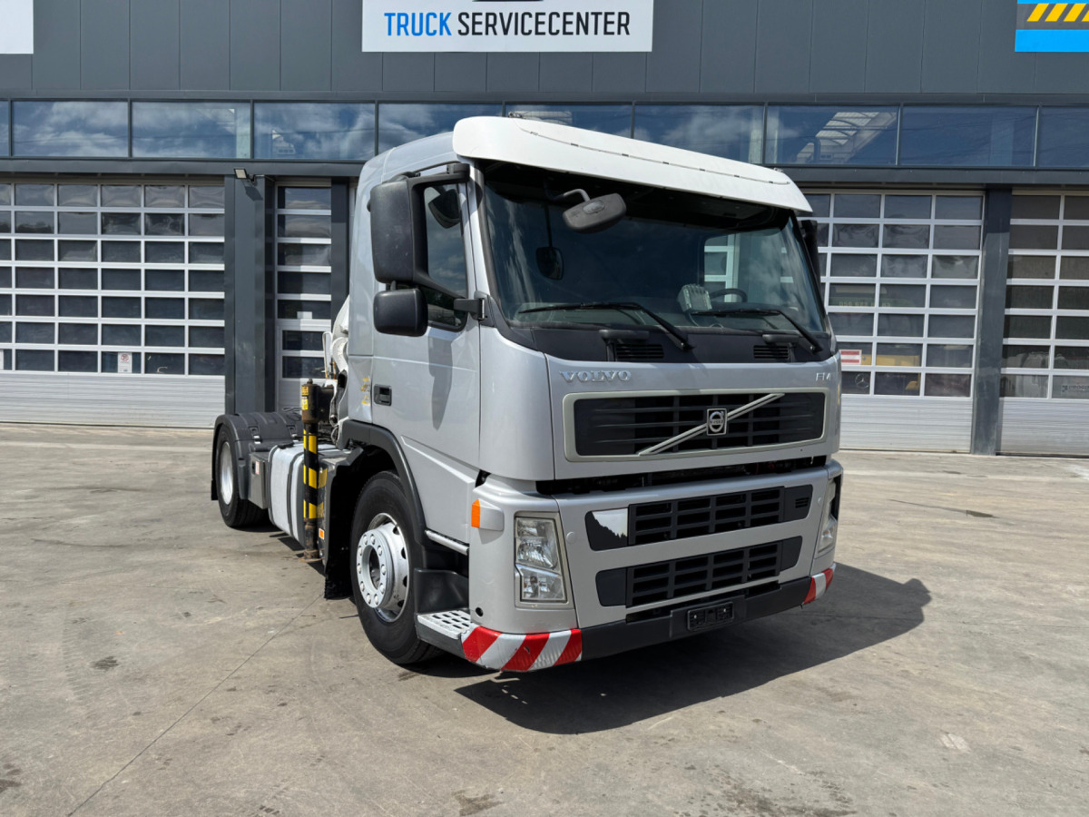 VOLVO FM-400 4x2 Bonfiglioli 15000-4 - Kamion s kranom: slika VOLVO FM-400 4x2 Bonfiglioli 15000-4 - Kamion s kranom VOLVO FM-400 4x2 Bonfiglioli 15000-4 - Kamion s kranom: slika VOLVO FM-400 4x2 Bonfiglioli 15000-4 - Kamion s kranom