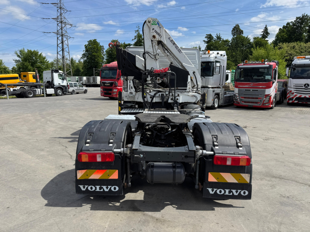 Kamion s kranom VOLVO FM-400 4x2 Bonfiglioli 15000-4: slika Kamion s kranom VOLVO FM-400 4x2 Bonfiglioli 15000-4