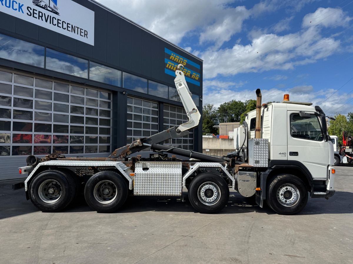 VOLVO FM-440 8x4 Hiab 25T AHK - Kamion s kukastom dizalicom: slika VOLVO FM-440 8x4 Hiab 25T AHK - Kamion s kukastom dizalicom VOLVO FM-440 8x4 Hiab 25T AHK - Kamion s kukastom dizalicom: slika VOLVO FM-440 8x4 Hiab 25T AHK - Kamion s kukastom dizalicom