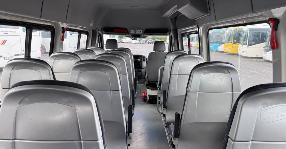 Minibus, Putnički kombi Volkswagen Crafter / 23 miejsca / Cena:67000 zł netto: slika Minibus, Putnički kombi Volkswagen Crafter / 23 miejsca / Cena:67000 zł netto