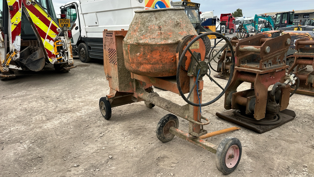BELLE 175XT DIESEL CONCRETE MIXER - Građevinska oprema: slika BELLE 175XT DIESEL CONCRETE MIXER - Građevinska oprema BELLE 175XT DIESEL CONCRETE MIXER - Građevinska oprema: slika BELLE 175XT DIESEL CONCRETE MIXER - Građevinska oprema