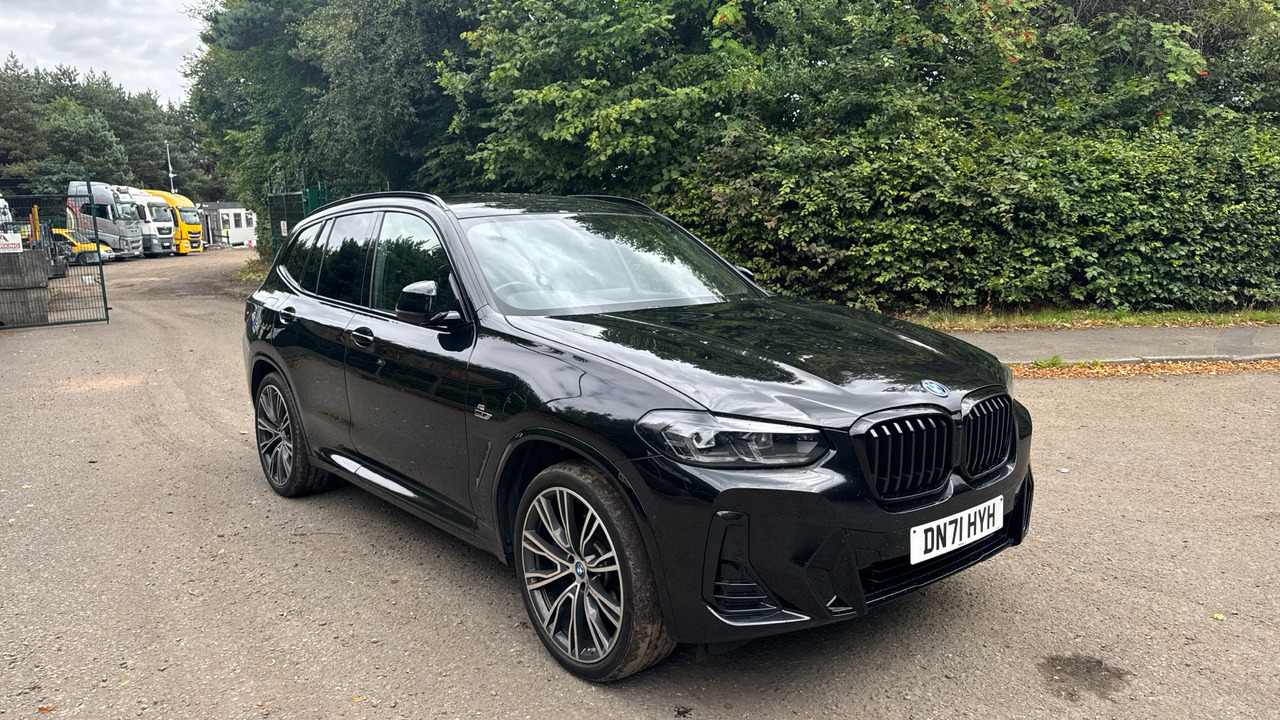 BMW X3 xDrive 30e M Sport - SUV: slika BMW X3 xDrive 30e M Sport - SUV BMW X3 xDrive 30e M Sport - SUV: slika BMW X3 xDrive 30e M Sport - SUV