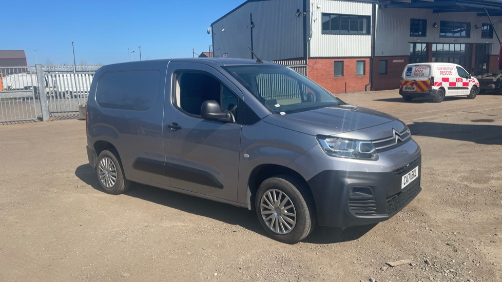 CITROEN BERLINGO 1.5 ENTERPRISE 75PS - Furgon: slika CITROEN BERLINGO 1.5 ENTERPRISE 75PS - Furgon CITROEN BERLINGO 1.5 ENTERPRISE 75PS - Furgon: slika CITROEN BERLINGO 1.5 ENTERPRISE 75PS - Furgon