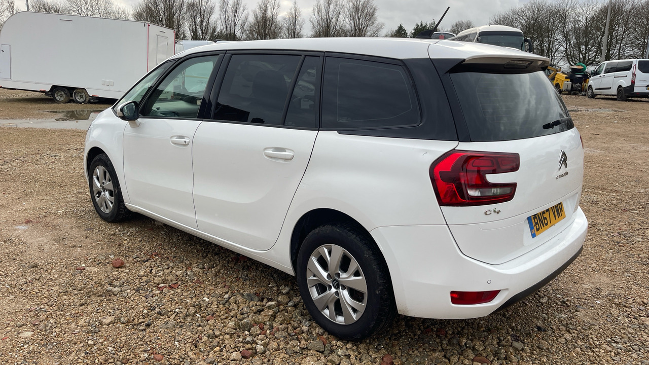 CITROEN GRAND C4 PICASSO 1.6 BLUE HDI 100PS - Automobil: slika CITROEN GRAND C4 PICASSO 1.6 BLUE HDI 100PS - Automobil CITROEN GRAND C4 PICASSO 1.6 BLUE HDI 100PS - Automobil: slika CITROEN GRAND C4 PICASSO 1.6 BLUE HDI 100PS - Automobil