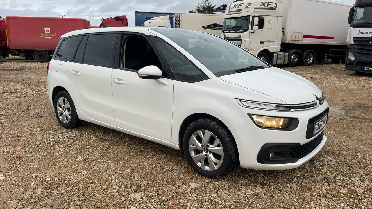 CITROEN GRAND C4 PICASSO 1.6 BLUE HDI 100PS - Automobil: slika CITROEN GRAND C4 PICASSO 1.6 BLUE HDI 100PS - Automobil CITROEN GRAND C4 PICASSO 1.6 BLUE HDI 100PS - Automobil: slika CITROEN GRAND C4 PICASSO 1.6 BLUE HDI 100PS - Automobil