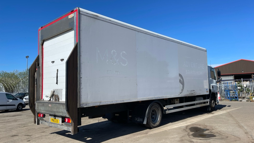 DAF CF 220 - Kamion hladnjača: slika DAF CF 220 - Kamion hladnjača DAF CF 220 - Kamion hladnjača: slika DAF CF 220 - Kamion hladnjača