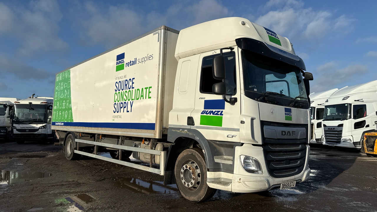 DAF CF 260 - Kamion sandučar: slika DAF CF 260 - Kamion sandučar DAF CF 260 - Kamion sandučar: slika DAF CF 260 - Kamion sandučar