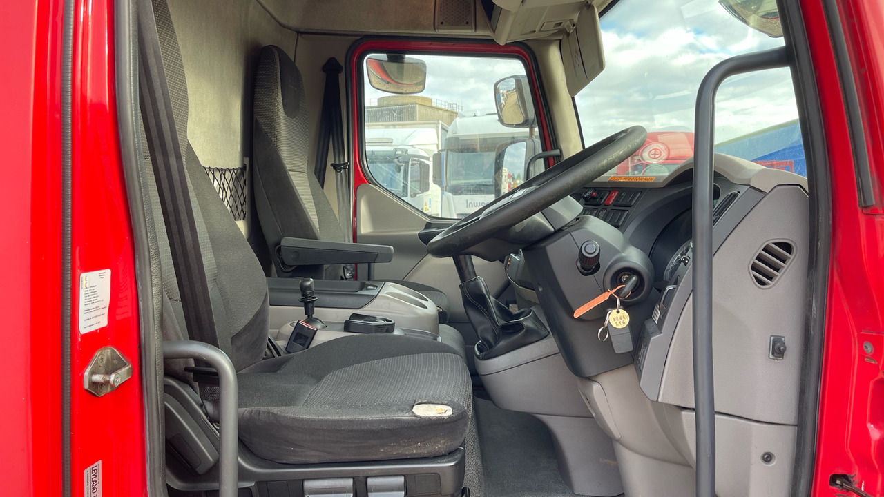 DAF LF 150 - Kamion za vuču: slika DAF LF 150 - Kamion za vuču DAF LF 150 - Kamion za vuču: slika DAF LF 150 - Kamion za vuču