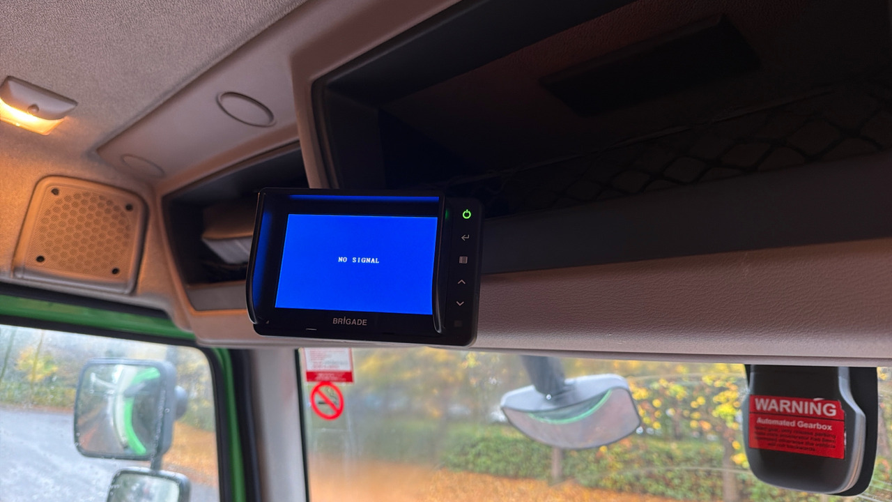 Kamion sandučar DAF LF 230: slika Kamion sandučar DAF LF 230 Kamion sandučar DAF LF 230: slika Kamion sandučar DAF LF 230