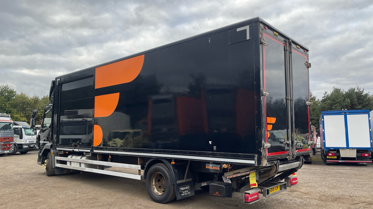 DAF LF 230 - Kamion sandučar: slika DAF LF 230 - Kamion sandučar DAF LF 230 - Kamion sandučar: slika DAF LF 230 - Kamion sandučar