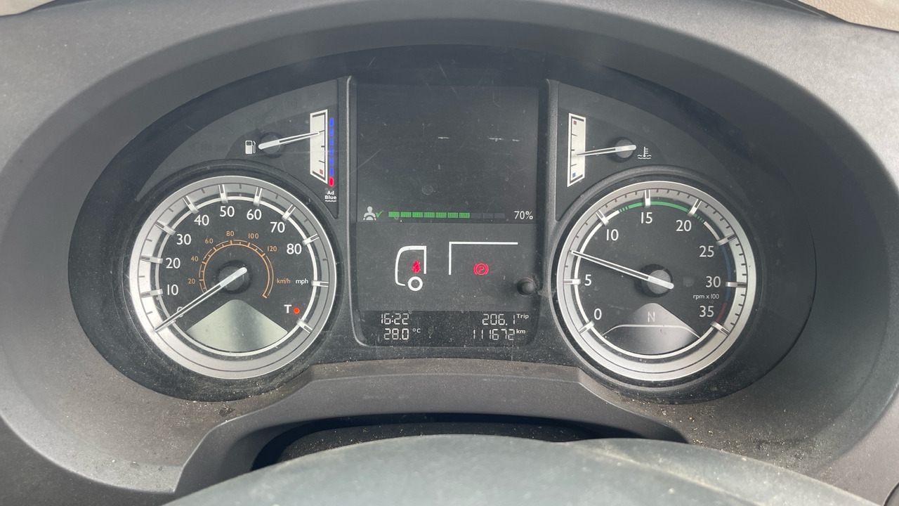 DAF LF 230 - Kamion s otvorenim sandukom: slika DAF LF 230 - Kamion s otvorenim sandukom DAF LF 230 - Kamion s otvorenim sandukom: slika DAF LF 230 - Kamion s otvorenim sandukom