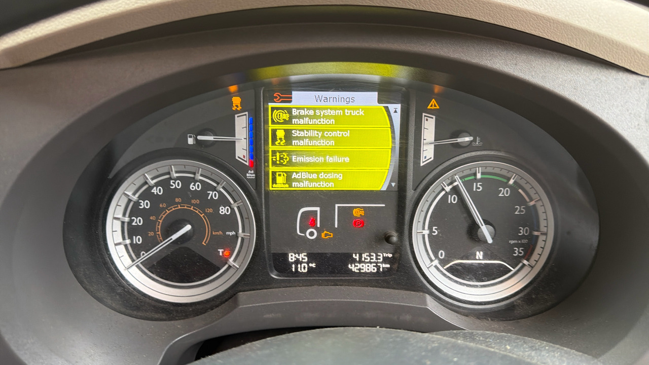 Kamion sandučar DAF LF 230: slika Kamion sandučar DAF LF 230 Kamion sandučar DAF LF 230: slika Kamion sandučar DAF LF 230