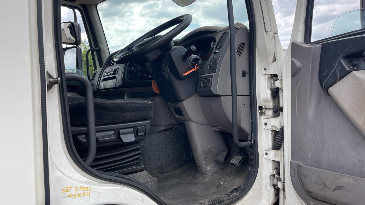 DAF LF 250 - Kamion hladnjača: slika DAF LF 250 - Kamion hladnjača DAF LF 250 - Kamion hladnjača: slika DAF LF 250 - Kamion hladnjača