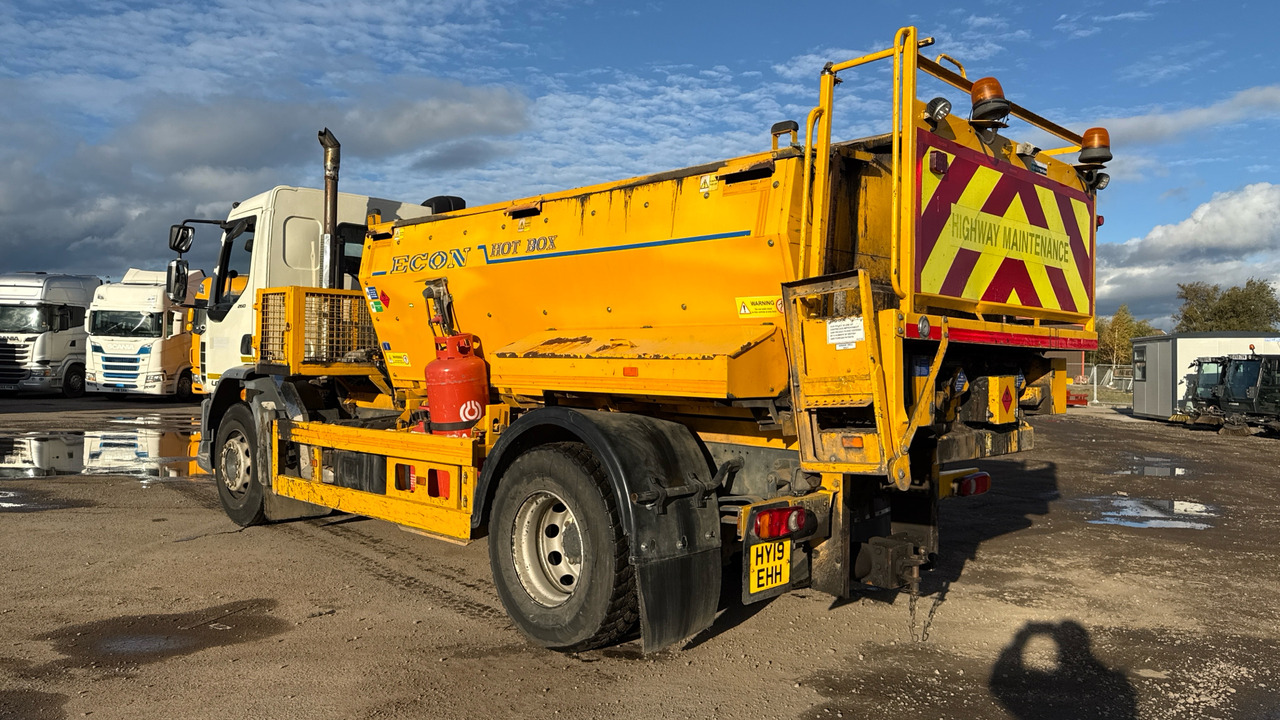 DAF LF 260 - Stroj za asfaltiranje: slika DAF LF 260 - Stroj za asfaltiranje DAF LF 260 - Stroj za asfaltiranje: slika DAF LF 260 - Stroj za asfaltiranje