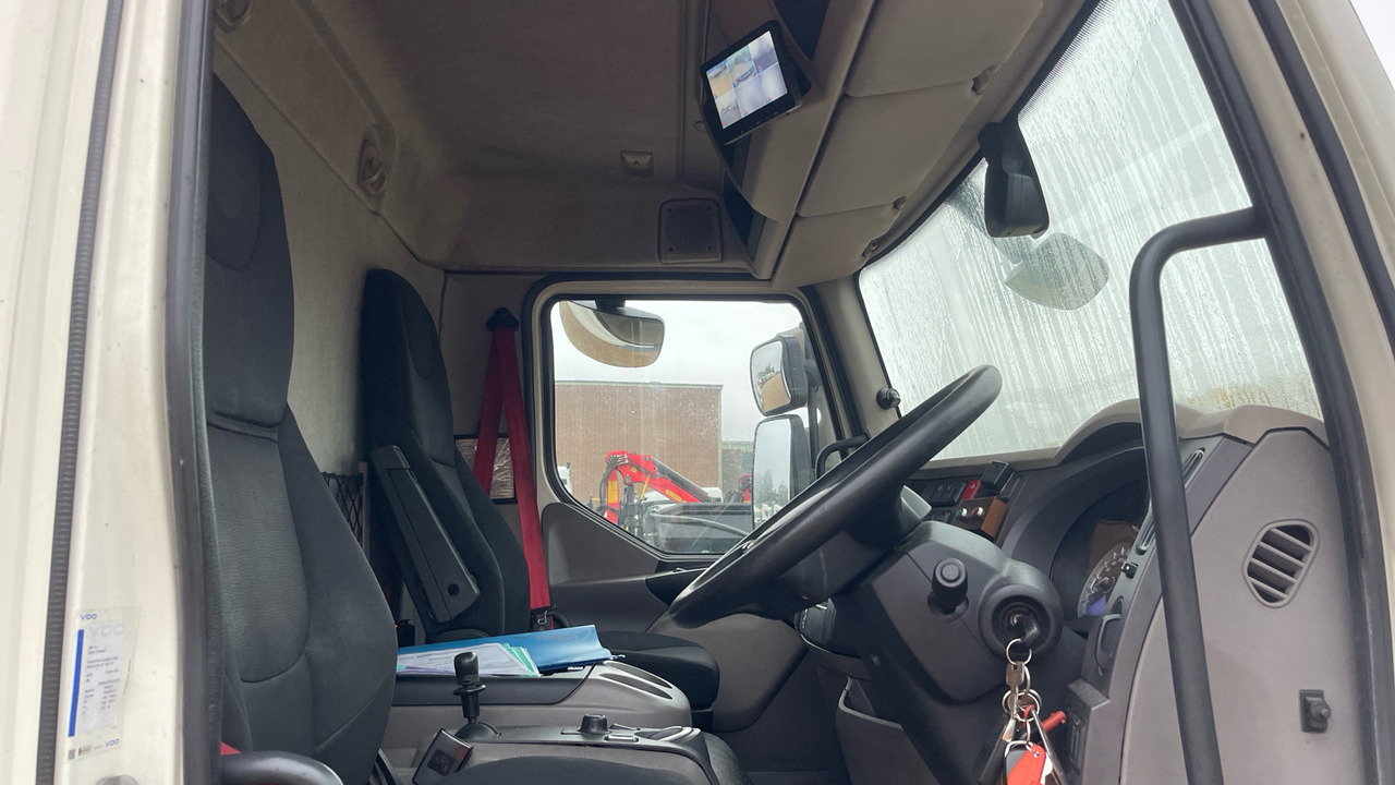 Daf LF 230 - Kamion s ceradom: slika Daf LF 230 - Kamion s ceradom Daf LF 230 - Kamion s ceradom: slika Daf LF 230 - Kamion s ceradom