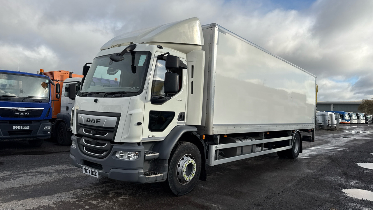 Daf LF 260 - Kamion sandučar: slika Daf LF 260 - Kamion sandučar Daf LF 260 - Kamion sandučar: slika Daf LF 260 - Kamion sandučar