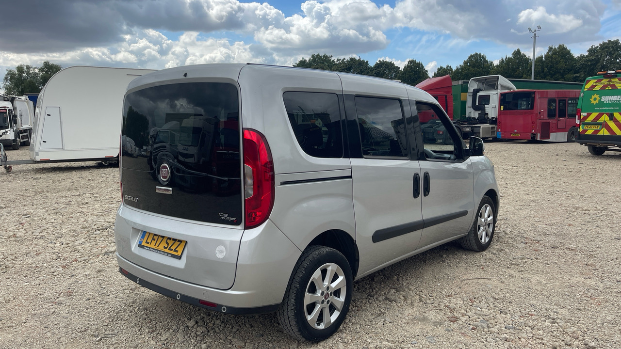 FIAT DOBLO 1.6 MULTIJET - Dostavno vozilo s dvostrukom kabinom: slika FIAT DOBLO 1.6 MULTIJET - Dostavno vozilo s dvostrukom kabinom FIAT DOBLO 1.6 MULTIJET - Dostavno vozilo s dvostrukom kabinom: slika FIAT DOBLO 1.6 MULTIJET - Dostavno vozilo s dvostrukom kabinom