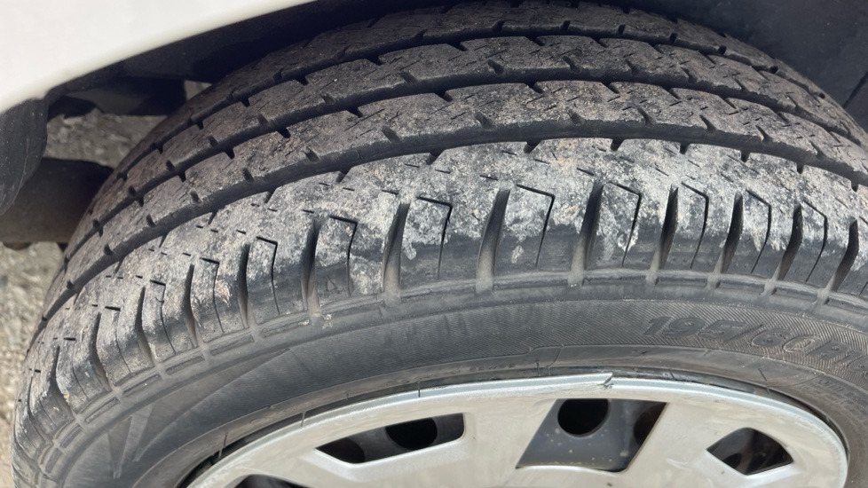 Furgon FIAT DOBLO 1.6 Multijet 16V 120 SX Van Start Stop: slika Furgon FIAT DOBLO 1.6 Multijet 16V 120 SX Van Start Stop