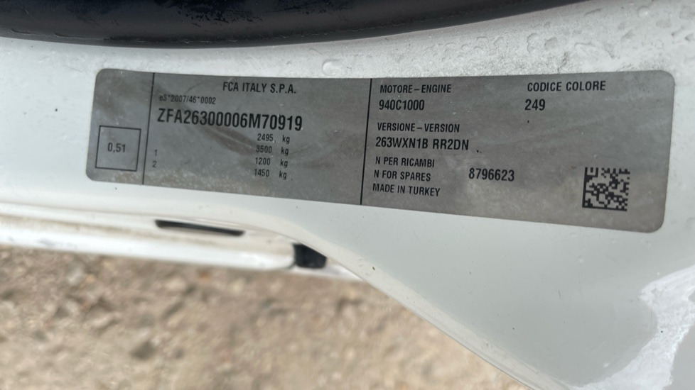 Furgon FIAT DOBLO 1.6 Multijet 16V 120 SX Van Start Stop: slika Furgon FIAT DOBLO 1.6 Multijet 16V 120 SX Van Start Stop