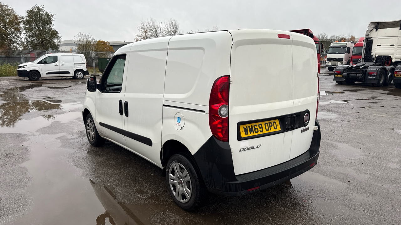 FIAT DOBLO 16V 1.3 MULTIJET 95PS TECNICO - Mali kombi: slika FIAT DOBLO 16V 1.3 MULTIJET 95PS TECNICO - Mali kombi FIAT DOBLO 16V 1.3 MULTIJET 95PS TECNICO - Mali kombi: slika FIAT DOBLO 16V 1.3 MULTIJET 95PS TECNICO - Mali kombi